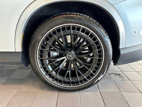 Certified 2024 Mercedes-Benz GLC 43 AMG 4MATIC image 36