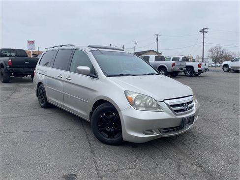 Used 2005 Honda Odyssey EX-L image 3