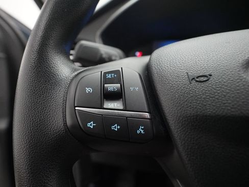 Used 2025 Ford Escape Active AWD/4WD image 17