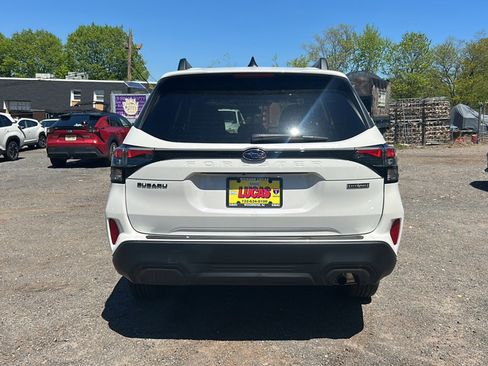 New 2026 Subaru Forester Touring AWD/4WD image 10