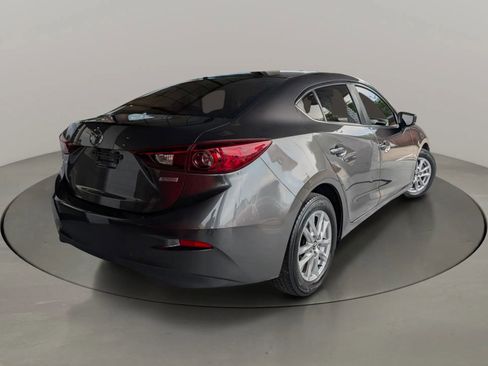 Used 2018 MAZDA MAZDA3 Sport w/ Preferred Equipment Package FWD image 21