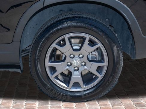 Certified 2024 Honda Passport TrailSport image 42