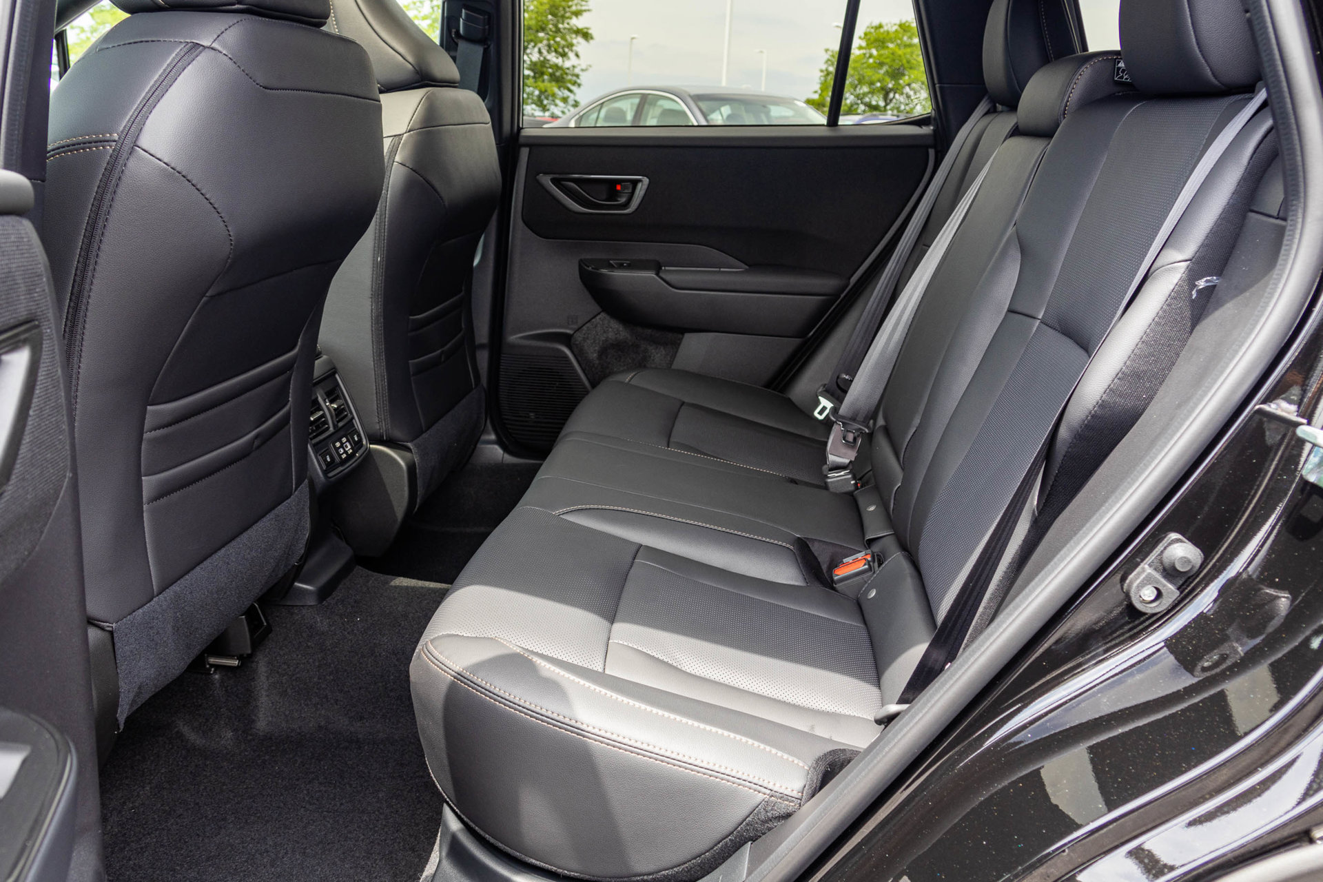 New 2026 Subaru Outback Limited AWD/4WD image 37