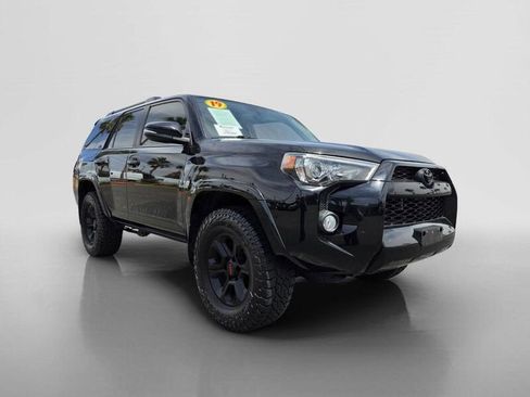 Used 2019 Toyota 4Runner SR5 Premium AWD/4WD image 7