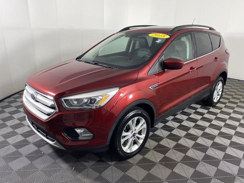 Used 2018 Ford Escape SEL AWD/4WD image 10