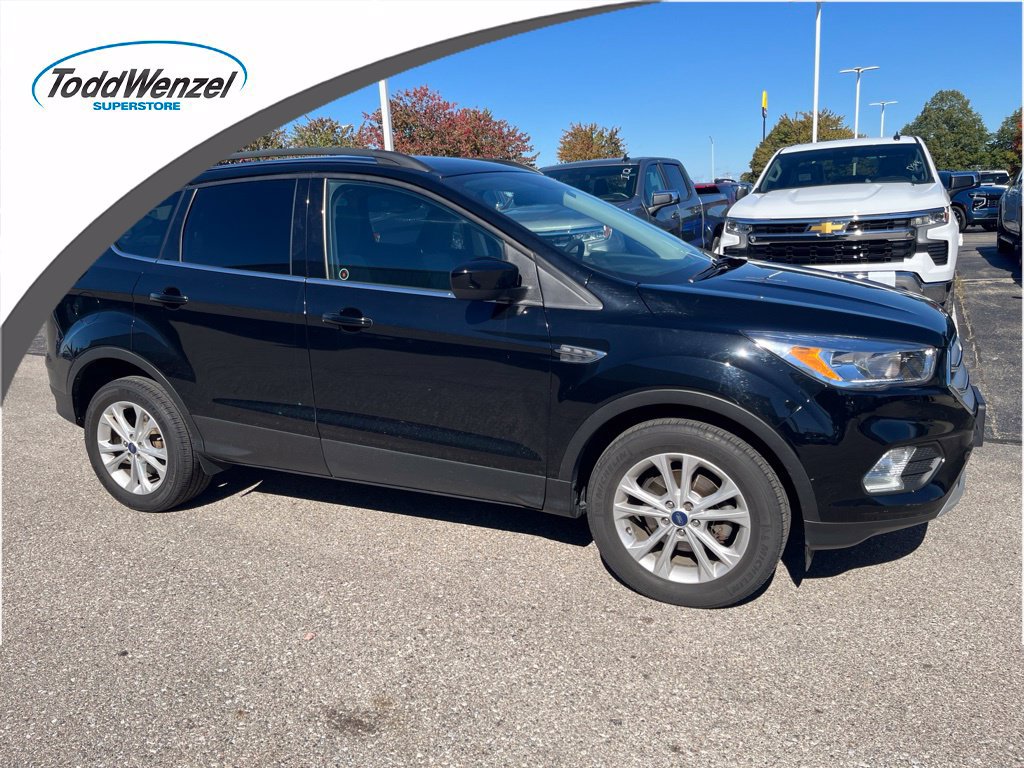 Used 2018 Ford Escape SE FWD image 1