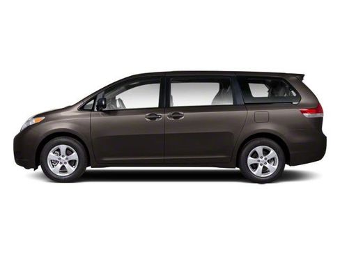 Used 2013 Toyota Sienna XLE FWD image 3