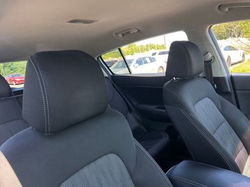 Used 2020 Kia Sportage LX FWD image 30