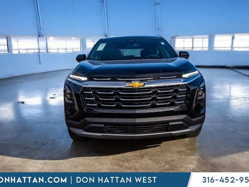 Used 2025 Chevrolet Equinox LT image 22