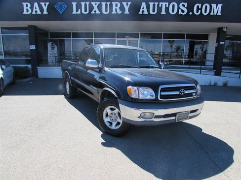 Used 2000 Toyota Tundra SR5 RWD image 1