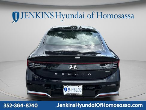 New 2025 Hyundai Sonata SEL FWD image 4