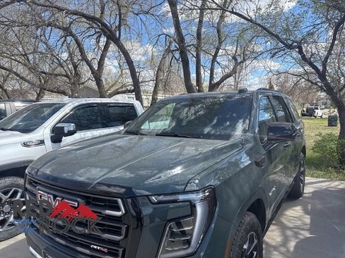 Used 2026 GMC Yukon AT4 Ultimate w/ LPO, Floor Liner Package AWD/4WD image 11