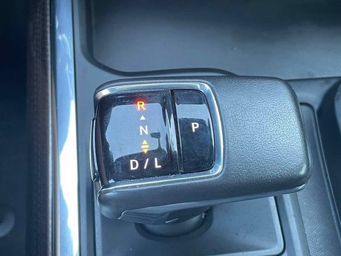 Used 2022 Chevrolet Silverado 1500 RST AWD/4WD image 27
