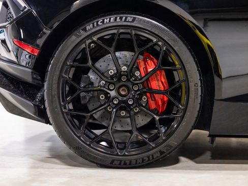 Used 2018 Lamborghini Huracan Performante image 29