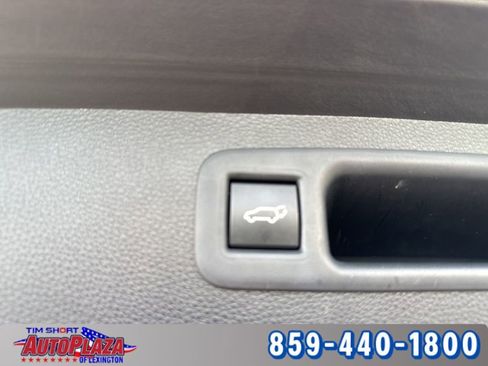 Used 2021 Toyota Highlander XLE image 51