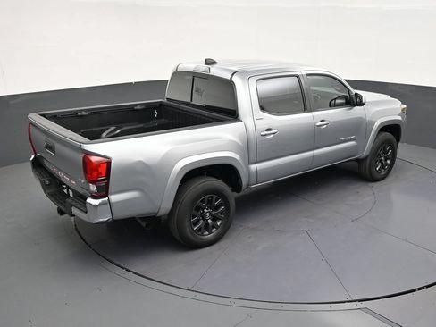Used 2023 Toyota Tacoma SR5 RWD image 16