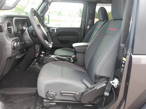 New 2025 Jeep Wrangler Rubicon image 11