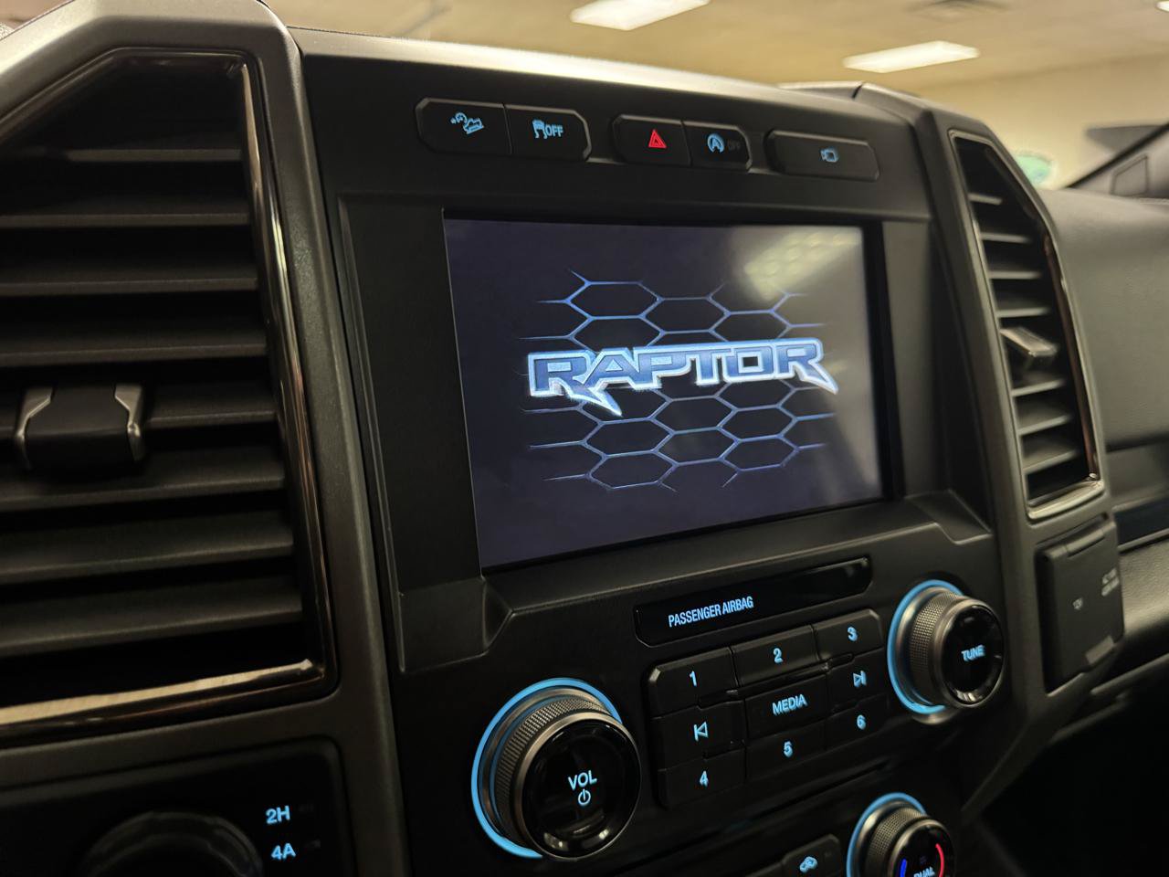 Used 2017 Ford F150 Raptor w/ Equipment Group 802A Luxury AWD/4WD image 45