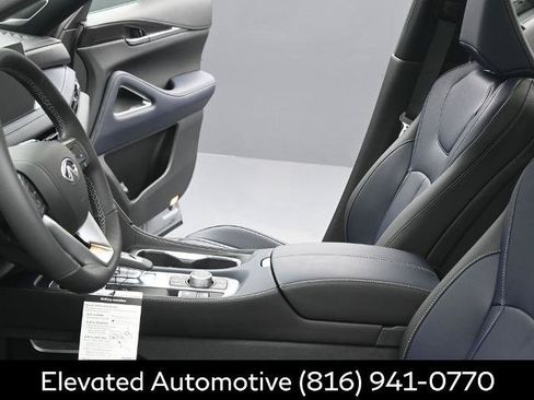Certified 2026 INFINITI QX60 Sport w/ Dark Cargo Package AWD/4WD image 18