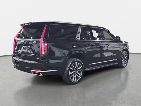 Used 2021 Cadillac Escalade ESV Premium Luxury image 5
