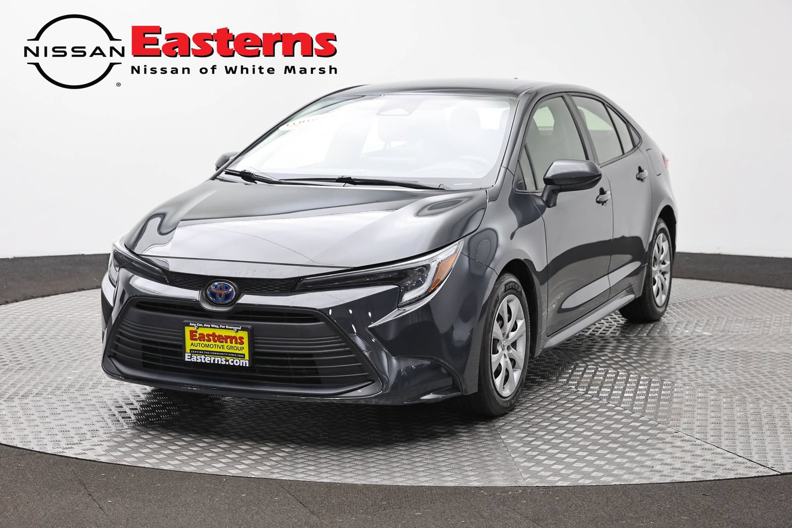 Used 2023 Toyota Corolla LE w/ Carpet Mat Package (TMS) FWD image 1