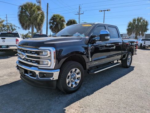 Certified 2024 Ford F250 Lariat w/ Chrome Package AWD/4WD image 8