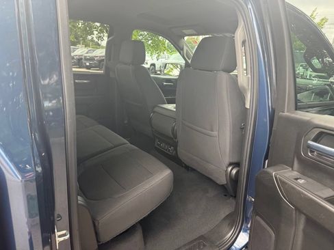 Used 2021 Chevrolet Silverado 1500 LT w/ Convenience Package II AWD/4WD image 14