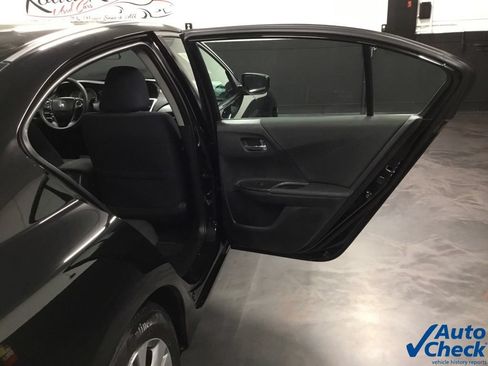 Used 2014 Honda Accord LX image 31