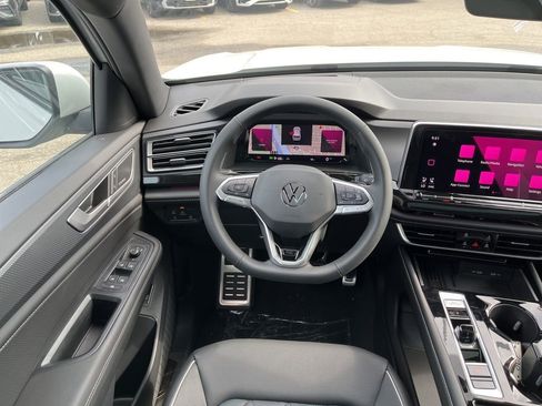 New 2026 Volkswagen Atlas Cross Sport SEL Premium R-Line AWD/4WD image 16