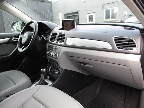 Used 2016 Audi Q3 2.0T Premium Plus w/ Technology Package AWD/4WD image 55