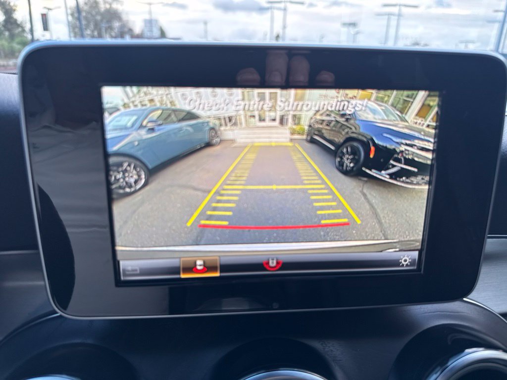 Used 2019 Mercedes-Benz GLC 300 image 22