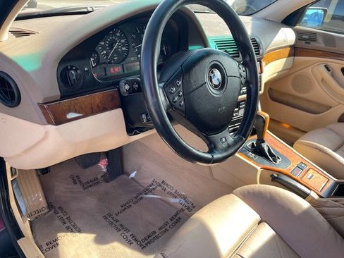 Used 2001 BMW 530i Sedan image 10