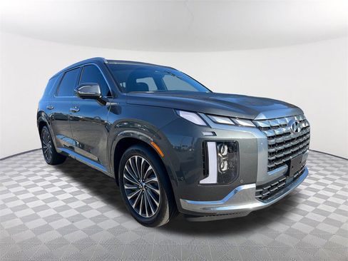 Certified 2023 Hyundai Palisade Calligraphy image 3