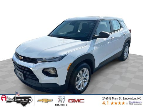 Certified 2023 Chevrolet TrailBlazer LS FWD image 1