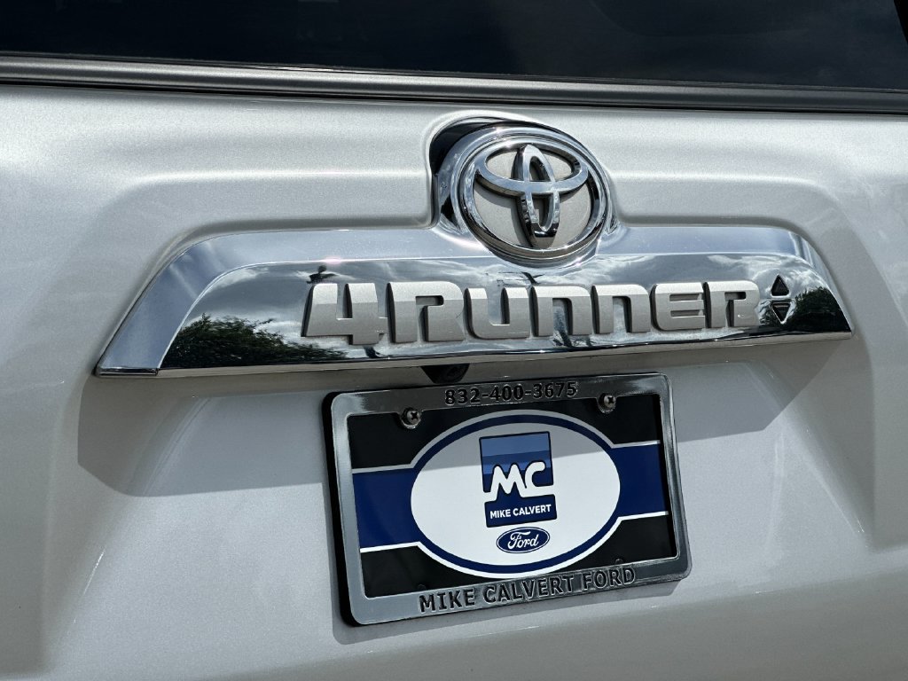 Used 2024 Toyota 4Runner Limited AWD/4WD image 28