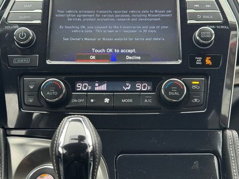 Used 2018 Nissan Maxima Platinum image 42