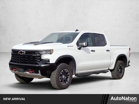 Used 2024 Chevrolet Silverado 1500 ZR2 w/ Technology Package image 1