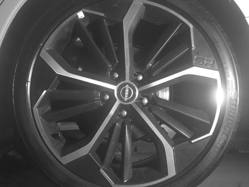 Used 2025 Nissan Altima 2.5 SR FWD image 14