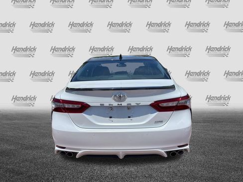 Used 2018 Toyota Camry XSE FWD image 9
