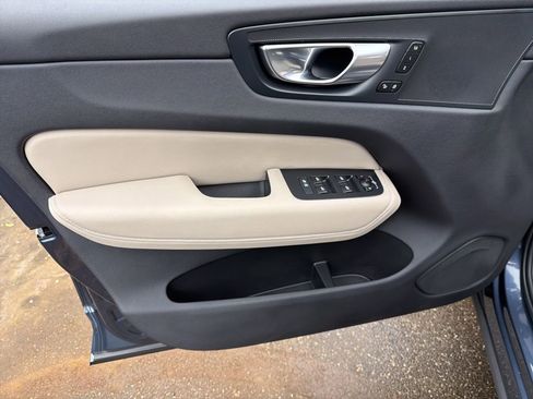 Used 2026 Volvo XC60 B5 Plus w/ Protection Package Premier image 12