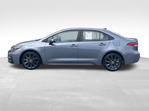 Used 2025 Toyota Corolla SE FWD image 7