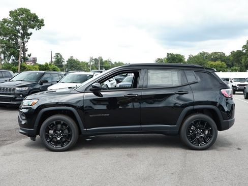 New 2026 Jeep Compass Latitude AWD/4WD image 9