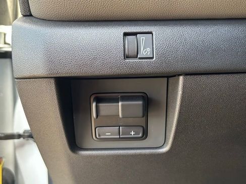 Used 2025 Chevrolet Colorado ZR2 w/ Technology Package image 25