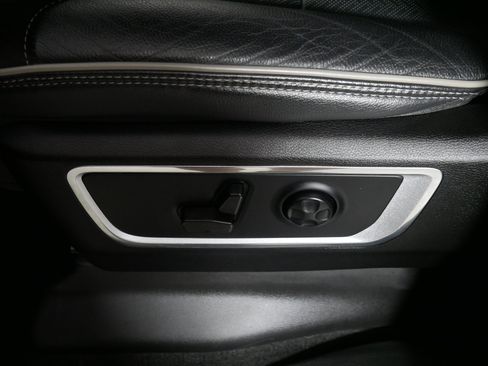 Used 2021 RAM 1500 Laramie AWD/4WD image 20
