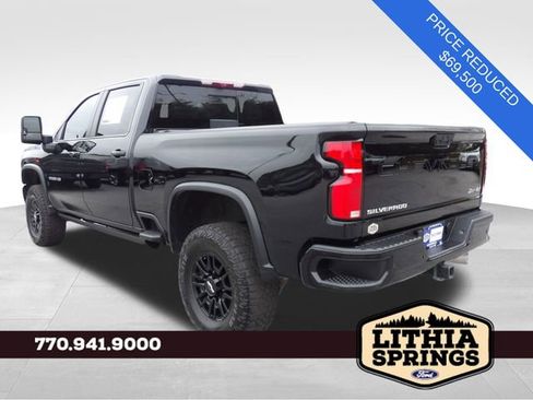 Used 2024 Chevrolet Silverado 2500 ZR2 w/ Technology Package image 5