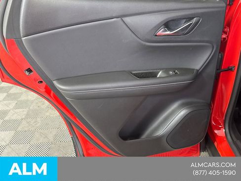 Used 2025 Chevrolet Blazer LT FWD image 25