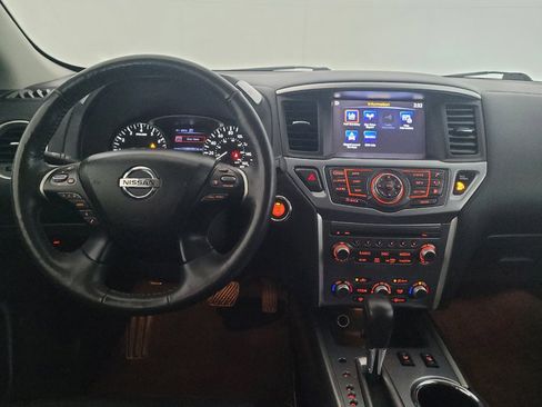 Used 2020 Nissan Pathfinder SL AWD/4WD image 22