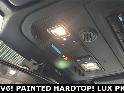 New 2025 Ford Bronco Badlands image 20