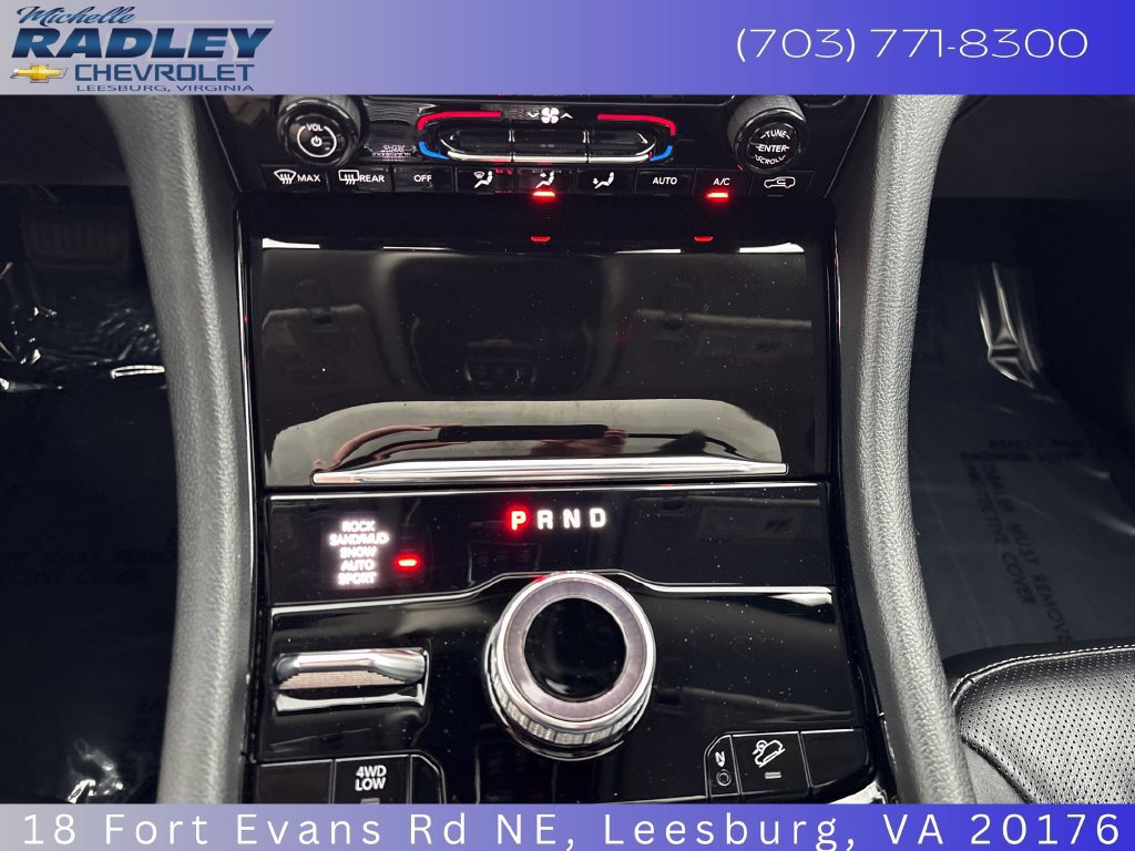 Used 2023 Jeep Grand Cherokee 4WD 4xe w/ Luxury Tech Group II image 19
