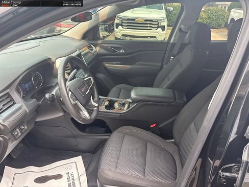 Used 2023 GMC Acadia SLE w/ Driver Convenience Package AWD/4WD image 19